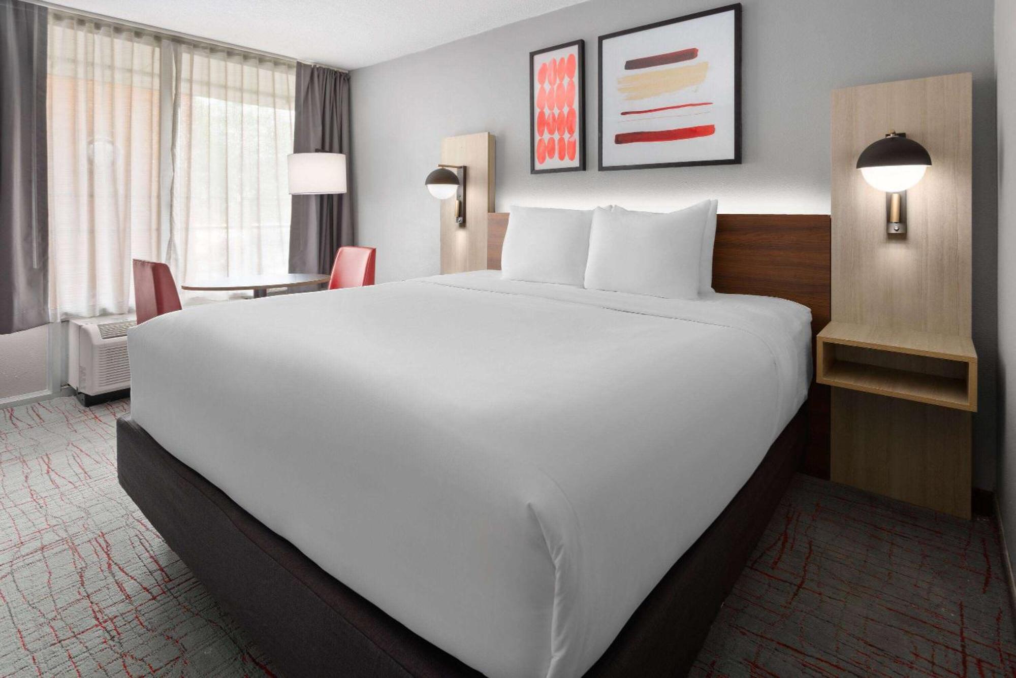 Hawthorn Extended Stay By Wyndham Columbia-Ft Jackson Eksteriør billede