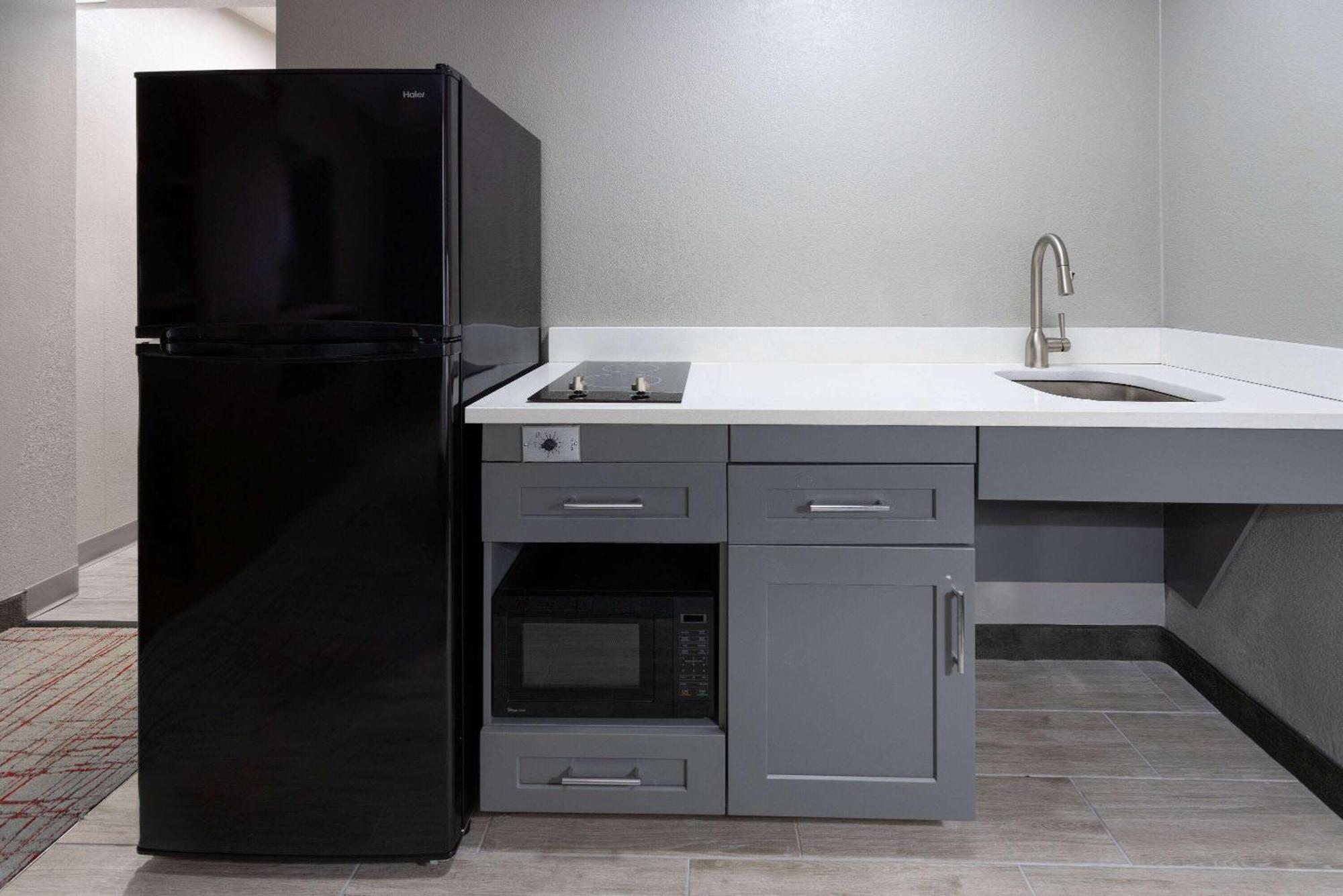 Hawthorn Extended Stay By Wyndham Columbia-Ft Jackson Eksteriør billede