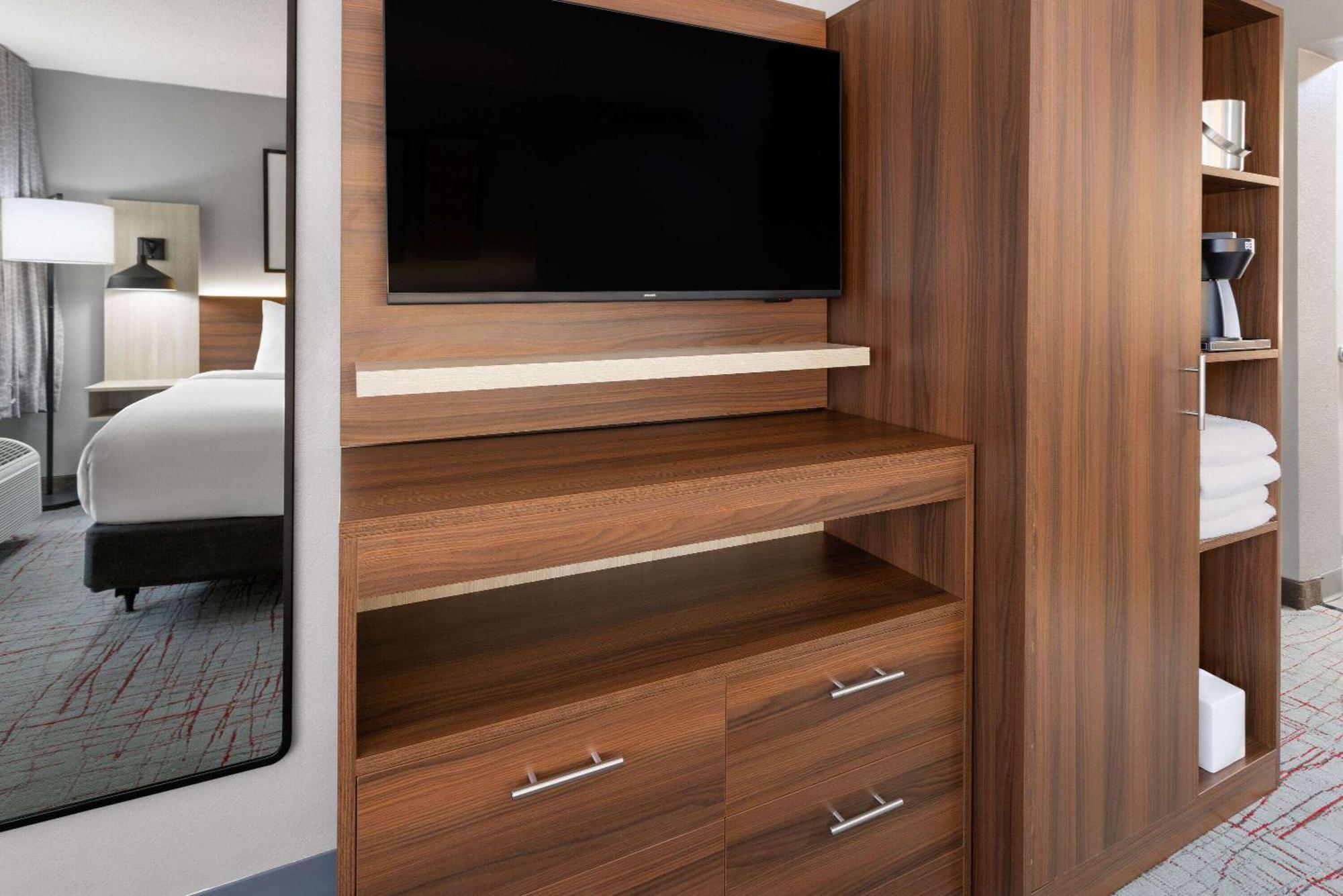 Hawthorn Extended Stay By Wyndham Columbia-Ft Jackson Eksteriør billede